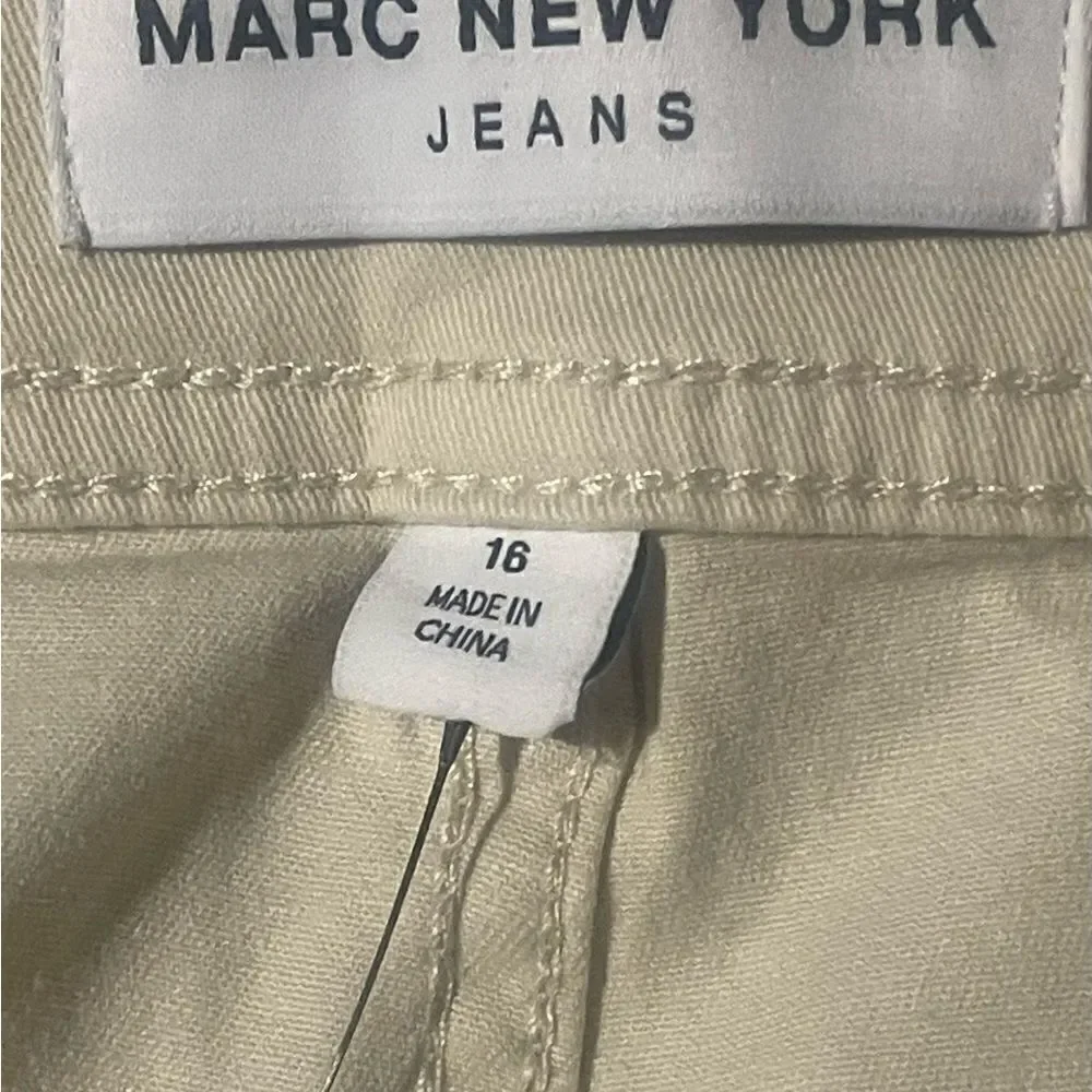 Marc New York Jeans Wide Leg Cargo Jeans Size:16 Color: Ivory